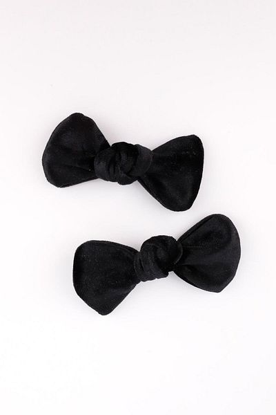 Le Mabelle Black 2-Piece Velvet Girl's Clip Buckle