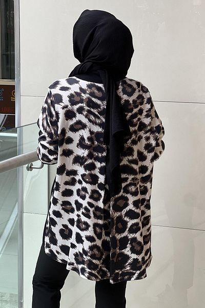 Ghisa Double Breasted Collar, Knitted Front, Sleeves and Satin Patterned Jacket at the Back