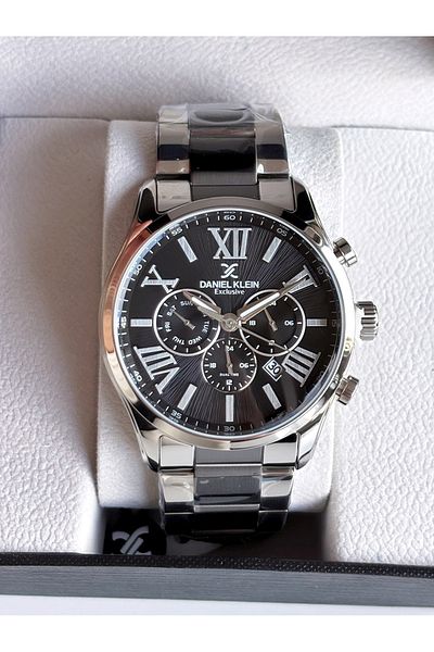 Daniel Klein Original Billed Men's Wrist Watch Bracelet