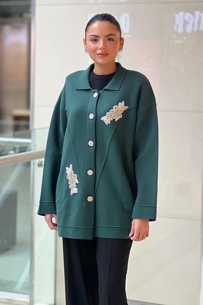 Ghisa Knitwear Cardigan with Flower Brooch