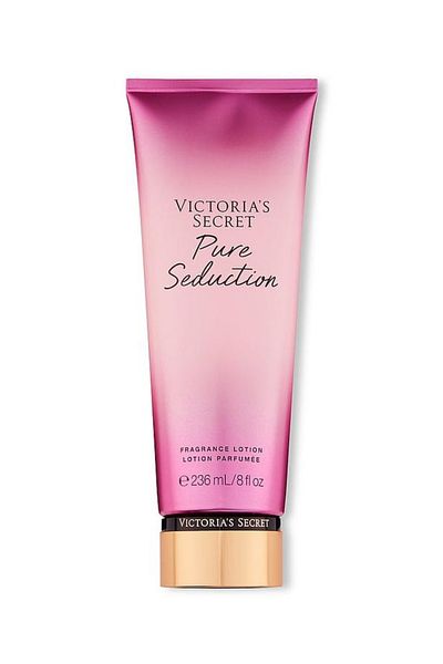 Victoria's Secret لوشن الجسم بيور سيداكشن 236 مل - مرطب برائحة البرقوق الأحمر العصير والفريزيا
