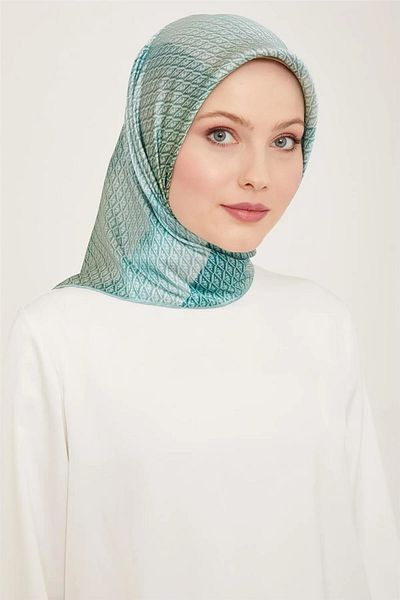 Armine Sura Silk Scarf 9104D (S) 90 X 90 Green - 84