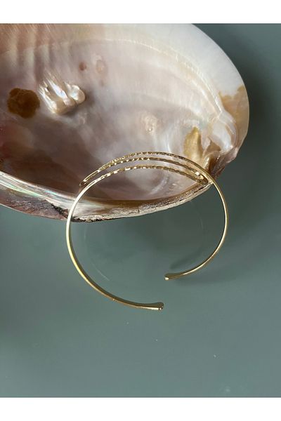 Hoop jewelery Design Pazu Bracelet Armcuff Hammered
