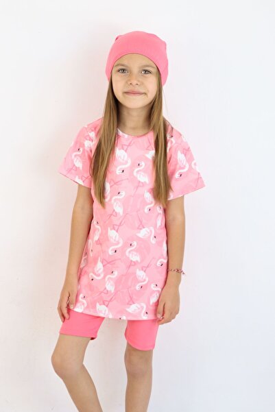 Harika KIDS Το κορίτσι με λαιμόκοψη με φούστα και καλσόν περιλαμβάνει καπό.