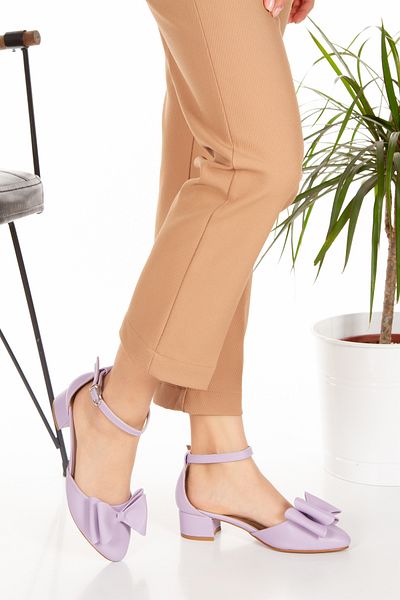 MFT AYAKKABI Women's 3 cm Heeled Bow Karnıyarık Short Thick Heeled Shoes