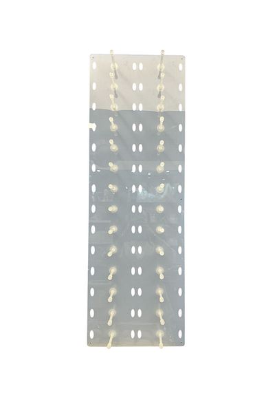 STAND MARKET حامل نظارات مثبت على الحائط 28 قطعة زجاج شبكي |   حامل عرض النظارات مقاس 99 × 33 سم