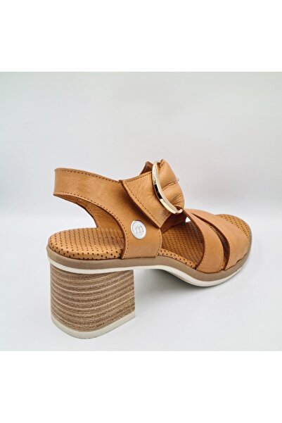 Mammamia D25Ys-2605 Tan Color Genuine Leather Thick Heels (6cm) Women's Sandals