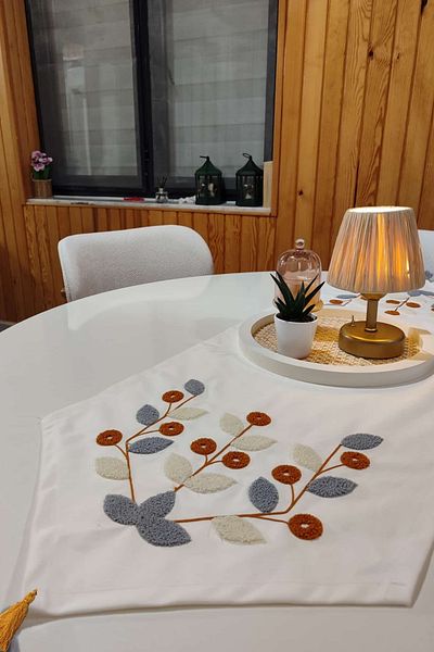e-Bizz Store Punch Embroidered 1 Piece Runner & Placemat & Table Cloth