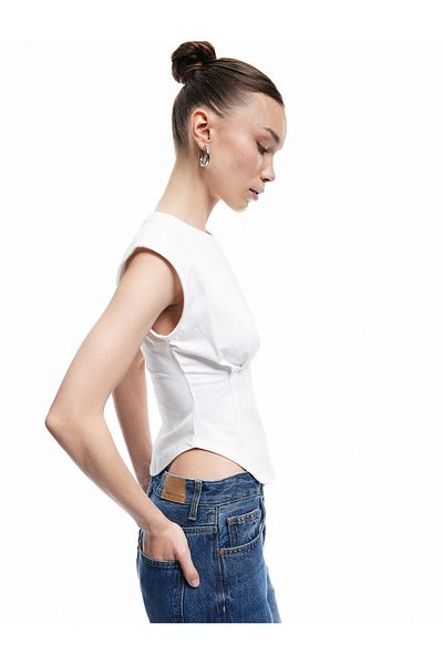 Koton Crew Neck Corset Detailed Slim Fit Sleeveless Crop T-Shirt