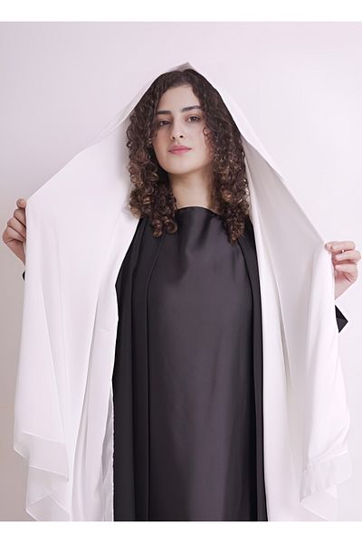 outline Silk-lined Salam scarf - white
