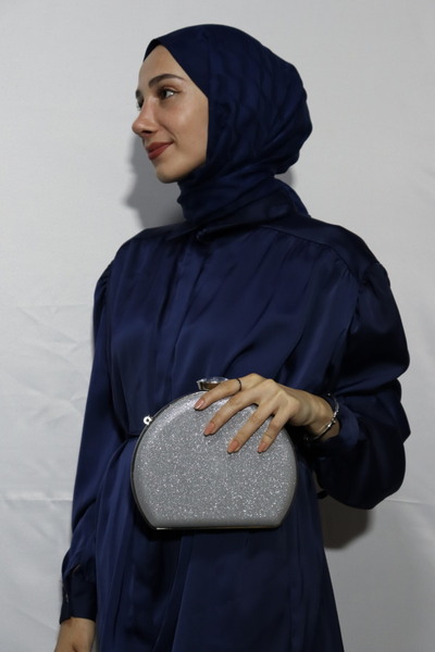 BUKAWEAR Γυναικεία Ασημένια Ασημένια Μπουκάλι Μοντέλο Βραδινό Φόρεμα Τσάντα