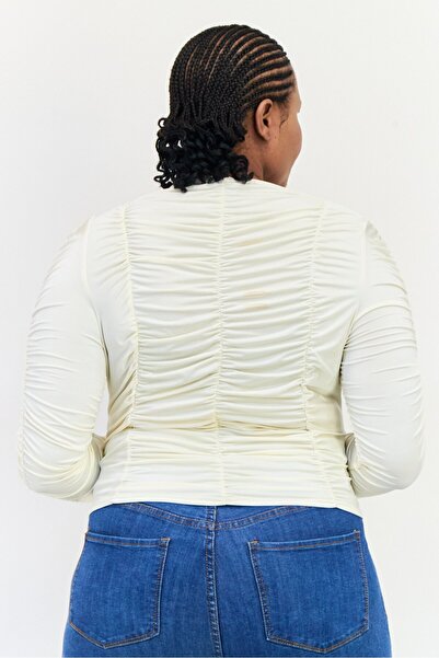 collusion Women Plus Size V Neck Long Sleeves Plain Top, Off White