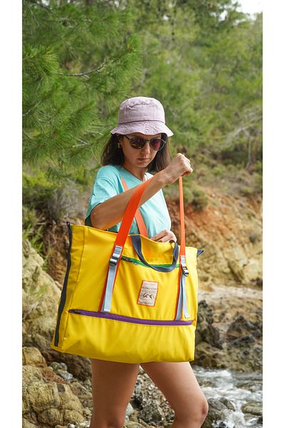Ride and Roam Roamer Bag Travel / Beach / Sports Bag Yellow