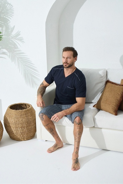 Skygo Men's V-Neck Short Sleeve Capri Suit