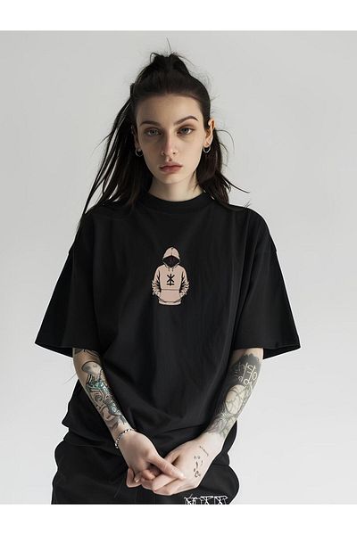 fukuza Women's Black Printed T-Shirt
