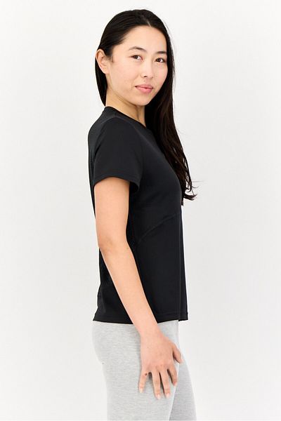 Reebok Women Sportswear Fit Training T-shirt, Black