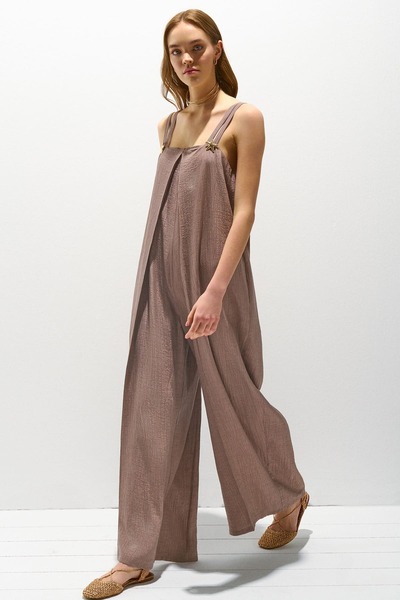 FEVER Toka detaylı askılı viskon tulum