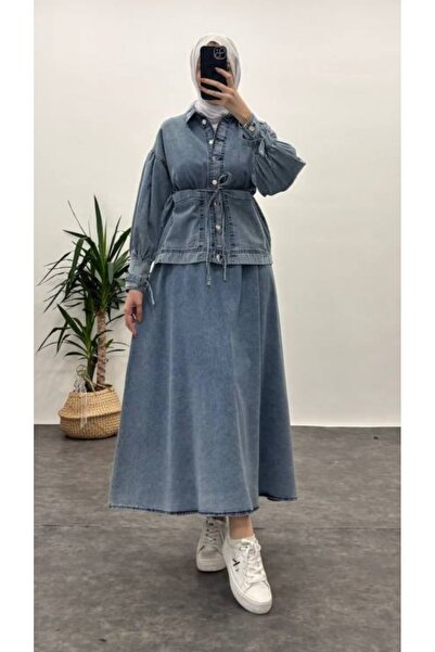 Suede Style 9249 - Κομψό, άνετο σετ γυναικείας τζιν φούστας και πουκάμισου με...