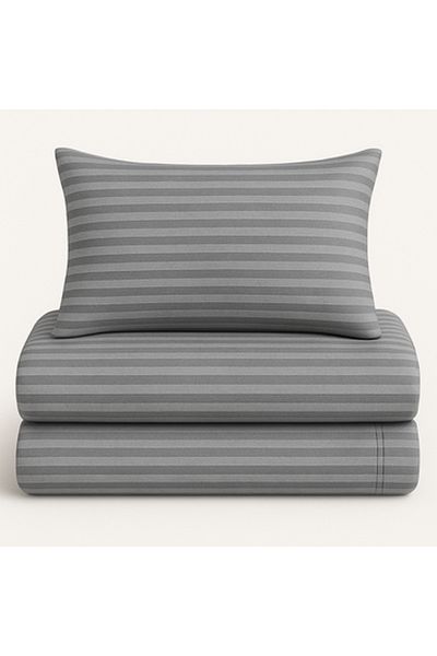 Pazar Home Bedding مفرش نفر ونص مقلم قطني من ٤ قطع- بازار هوم بريرا بحشوة ثابتة
