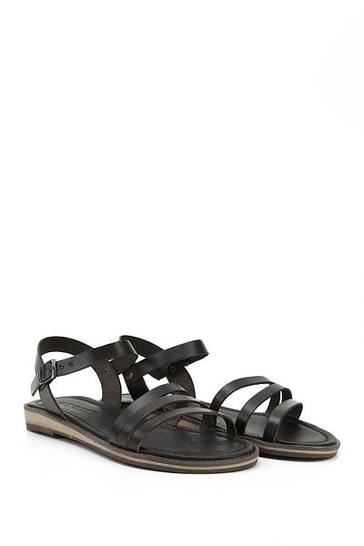 GÖNDERİ(R) Women/Girls Black Genuine Leather Sandals