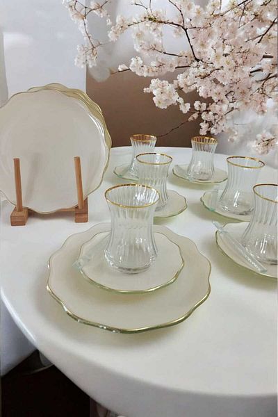 ariana sytle 24 Pieces Gilded Tea Cake Set for 6 People 03