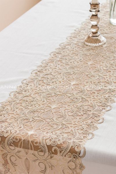 Annalisa Покривка за маса Nova Linen от френска дантела, кремаво-кафява
