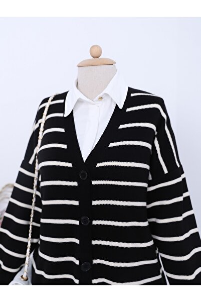 HİJABAYA Striped Buttoned V-Neck Knitwear Cardigan