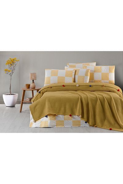 Vannes Home Vibrant Color Pompom Pique Set
