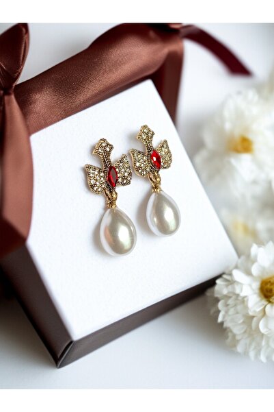 FAYRA ACCESSORIES Su Damlası İnci Sallantılı Kırlangıç Figürü Küpe