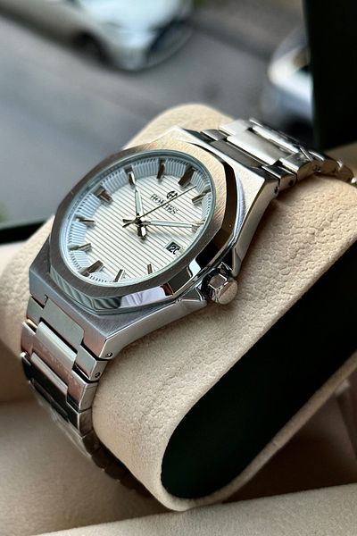 Homies Men's Wristwatch 2 Years Warranty with Calendar Display Bracelet Gift.Hmprm978986