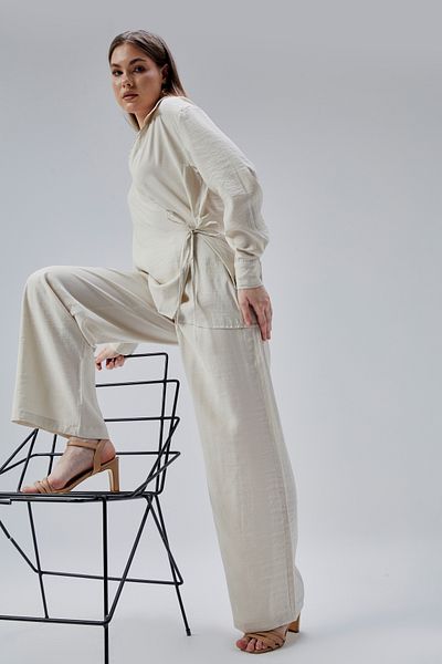 Bolivente Beige Loose Cut Wide Leg Trousers