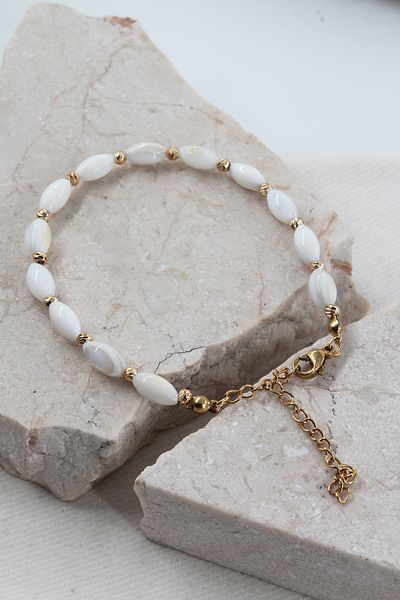 Chillin' Elegant and Stylish - Natural Stone Pearlescent and Gold Detailed Adjustable Bracelet