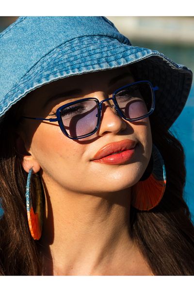 Angel Eyes Minimal Blue Sunglasses - Small Square Blue Frame and High Quality Ce Certificate