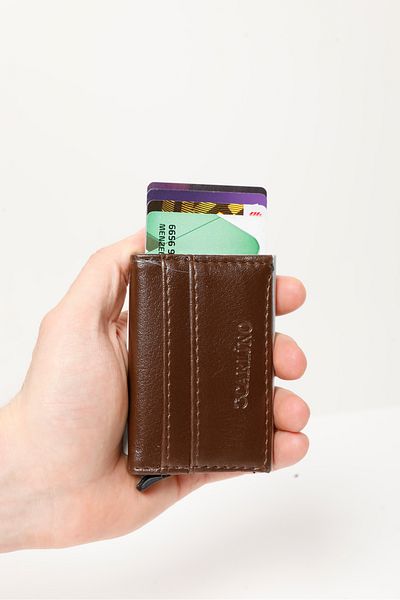 Fjellor Men's Brown Smart Credit Card Holder with Automatic Mechanism 10 Card Capacity