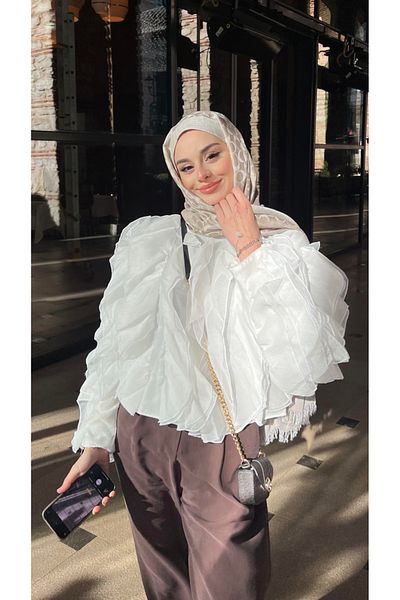 Butik Women's Lined Ruffled White Chiffon Blouse