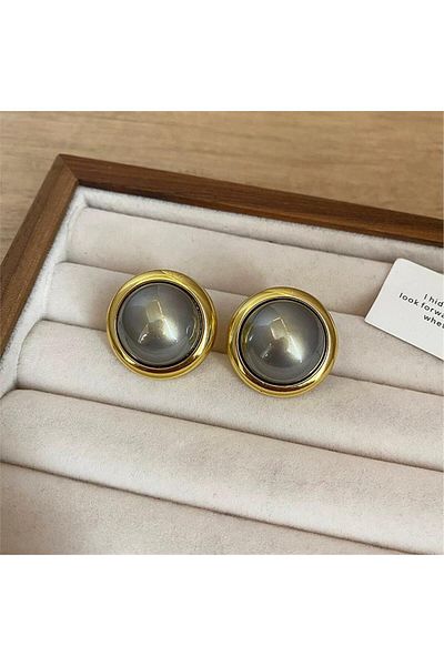 Pelin Aksesuar Smoked Pearl Button Vintage Earrings