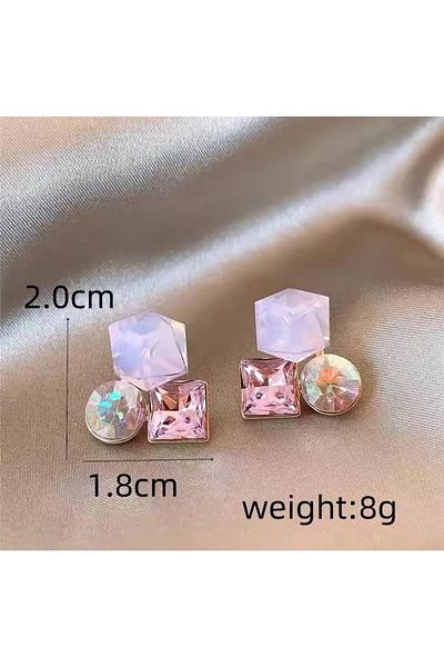 Pelin Aksesuar Pink Cube Stone Earrings
