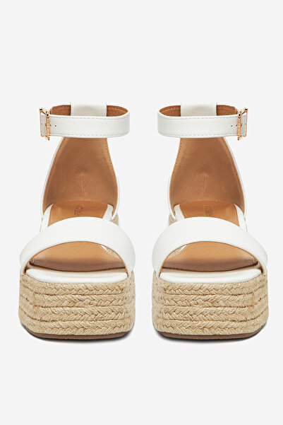 DeeZee Women's low white sandals with platform, wedge 38