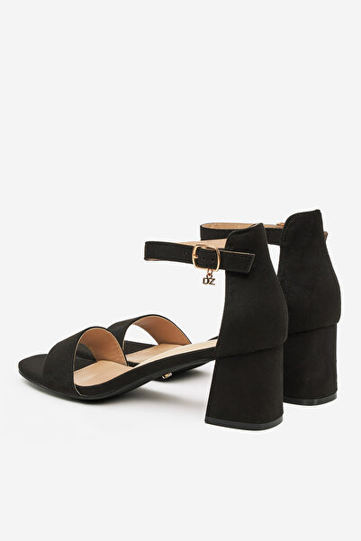 DeeZee Women's low heel sandals black 38