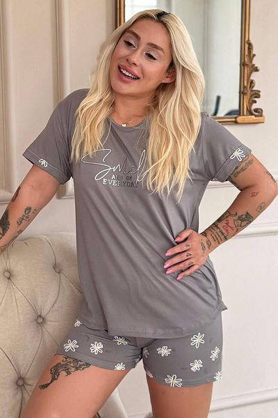 Pijamaevi Gray Smile Everyday Patterned Bamboo Short Sleeve Women's Shorts Pajama Set