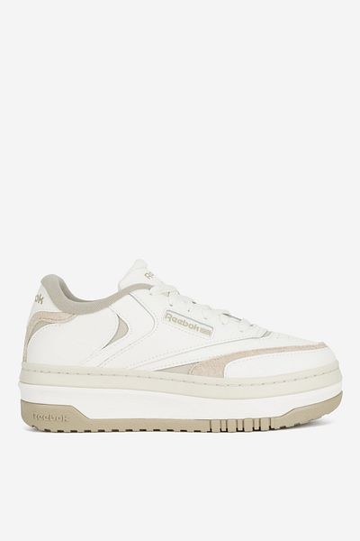 Reebok woman sports shoes 5905588679721 Beige