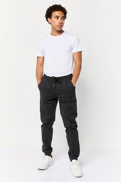CELIO Men Regular Fit Solid Jogger Pants, Black