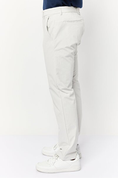 CELIO Men Slim Fit Solid Chino Pants, Light Grey