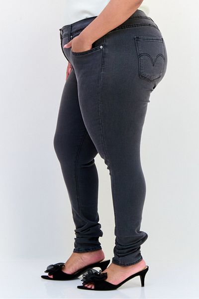 Levi's Women Curvy Solid Stretchable Super Skinny Jeans, Grey