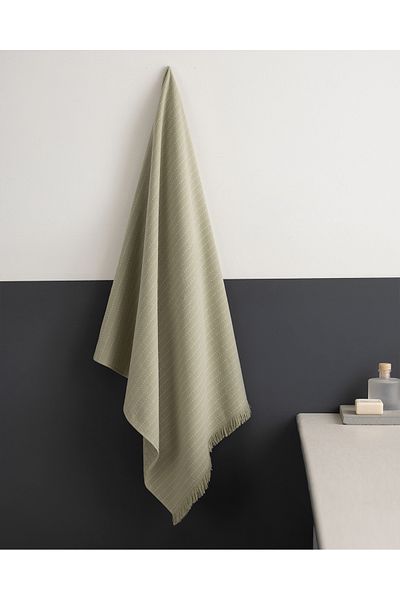 Madame Coco Eleta Cotton Bath Towel - Mint Green
