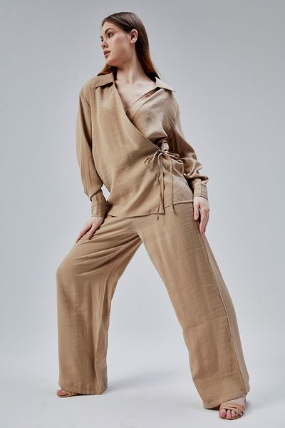 Bolivente Mink Loose Cut Wide Leg Trousers