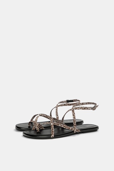 Pull & Bear Leopar bantlı düz sandalet