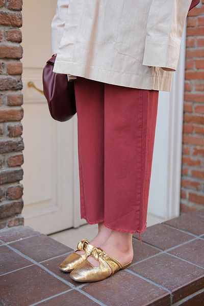 LOCCO Women's Pleated Raw Trousers Claret Red