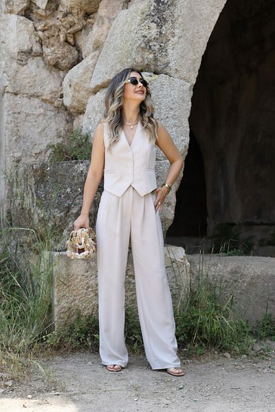 bytugcekaya Five-Button Stone Vest