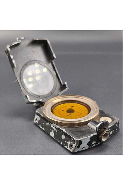 kho military design 1950-1975 Soviet Origin Military Compass with Spirit Level